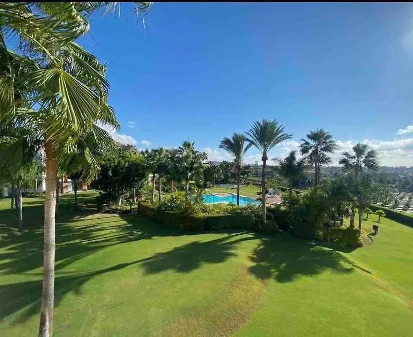 Precioso Atico Con Vistas Y Jacuzzi Privado En La Terraza Apartment Estepona